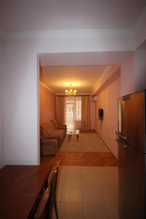 Rent Inn Yerevan On North Avenue Екстер'єр фото