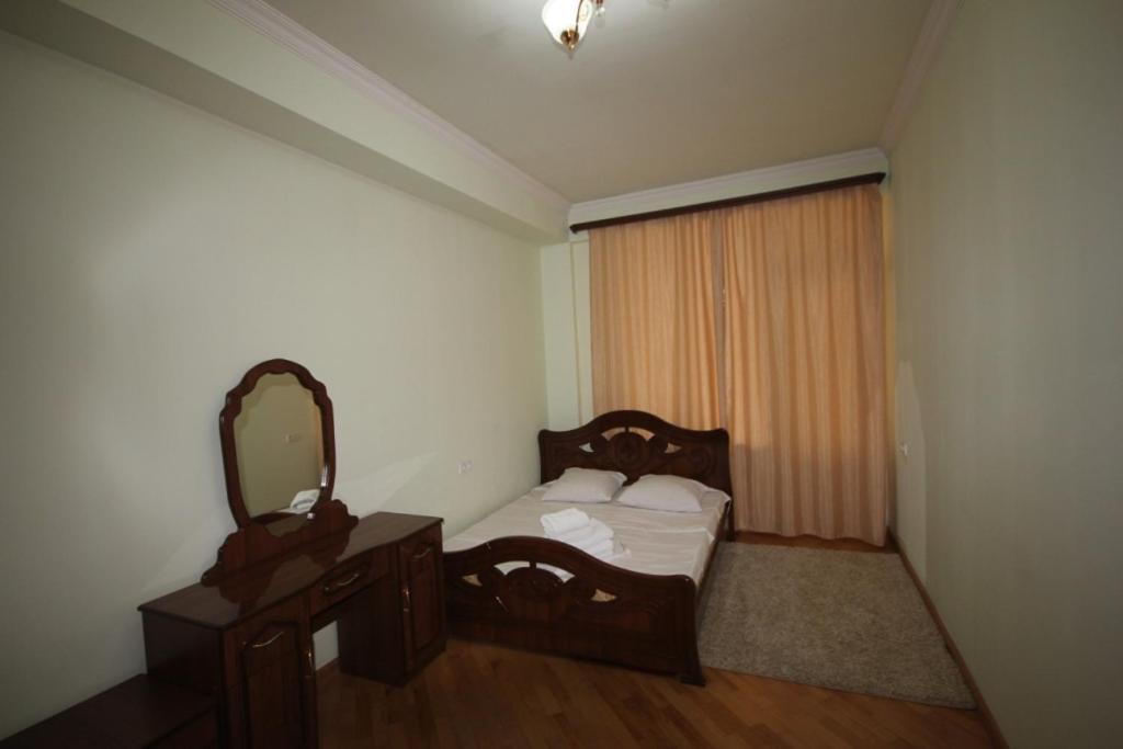 Rent Inn Yerevan On North Avenue Екстер'єр фото