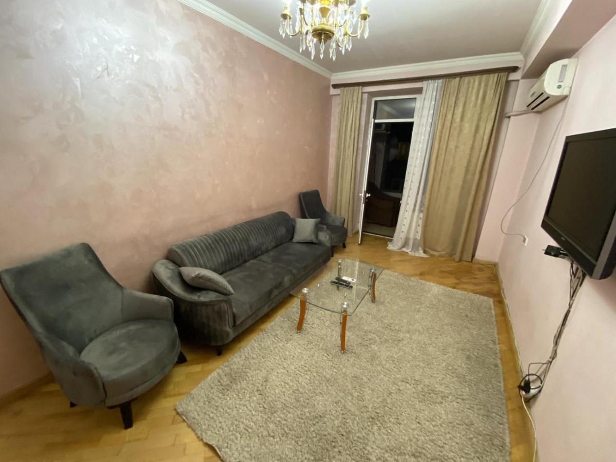 Rent Inn Yerevan On North Avenue Екстер'єр фото