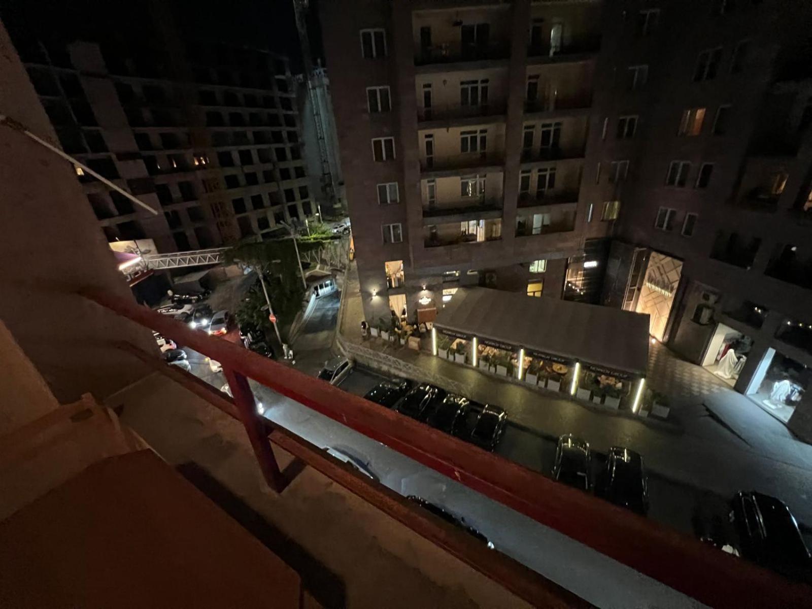 Rent Inn Yerevan On North Avenue Екстер'єр фото