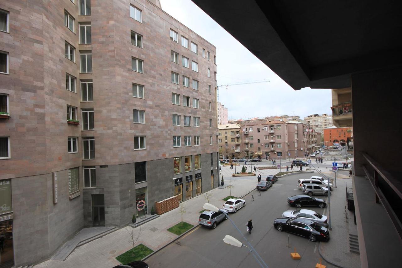 Rent Inn Yerevan On North Avenue Екстер'єр фото